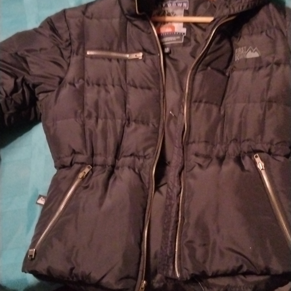 First Down Puffer Coat - image 8